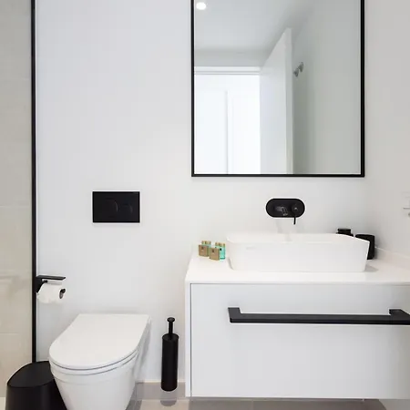 Sybaris 09 By Smart Villa *